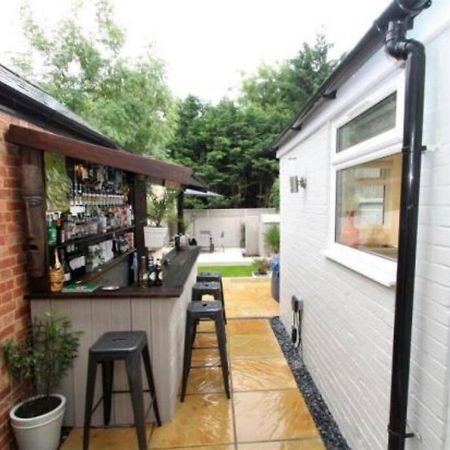 The Villas, Newly Refurbished Modern Home - Free Parking, Prime, Netflix Buckingham Exterior photo