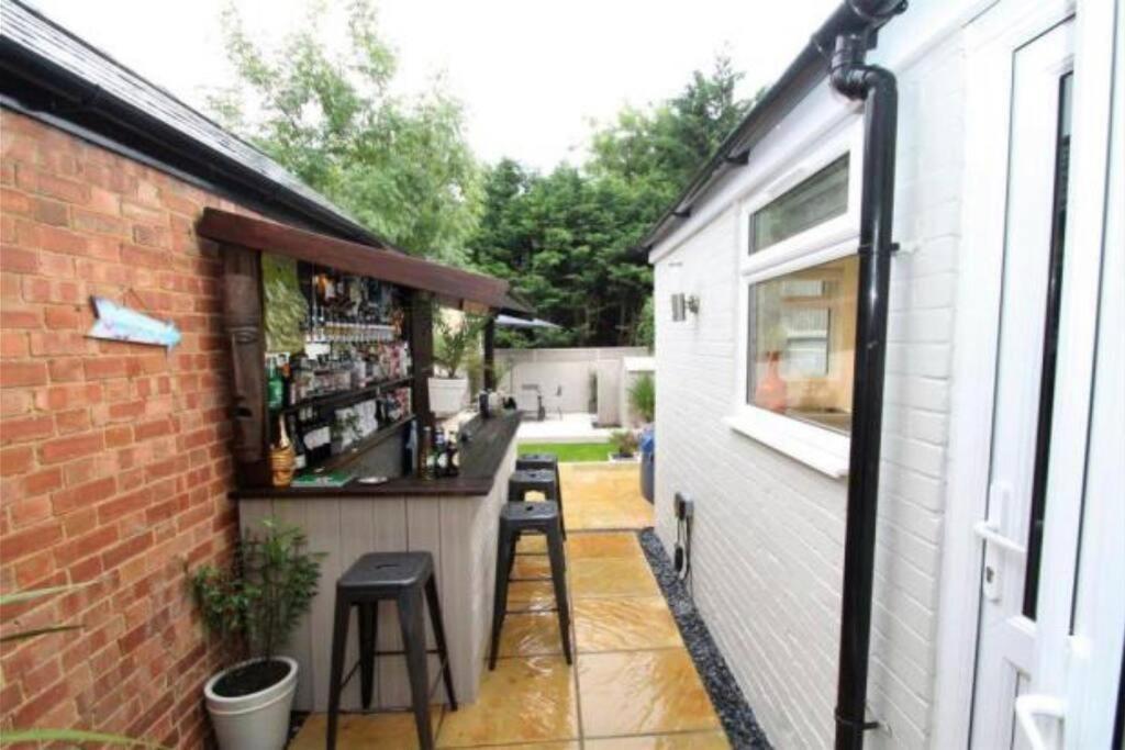 The Villas, Newly Refurbished Modern Home - Free Parking, Prime, Netflix Buckingham Exterior photo